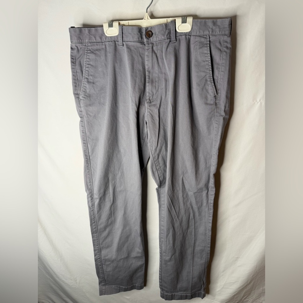 MEN’S SIZE 35x32 GRAY J,CREW KHAKIS PANTS